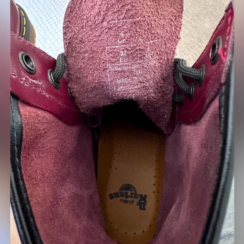 COPY - LIKE NEW ORIGINAL 2009 1460 CHERRY RED SMOOTH DR. MARTENS!!!βπ Size: 6 - Picture 8 of 16